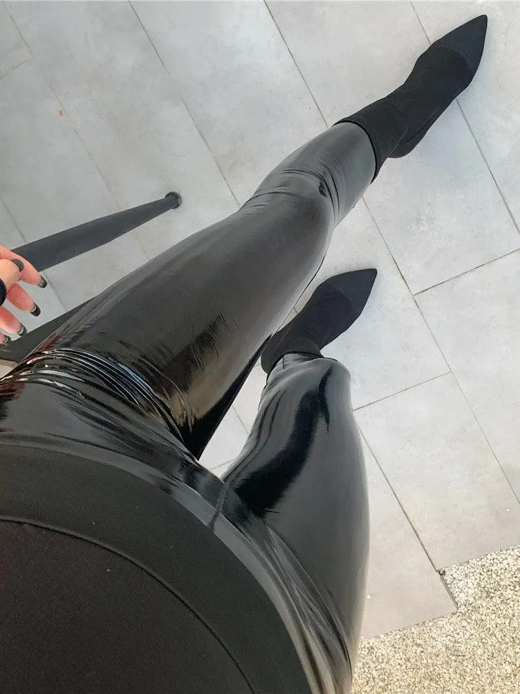 High-Waist Elastic PU Leather Leggings with Booty Lifting Effect and Bright Reflective Black Material