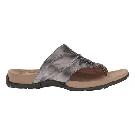 Taos Women's Gift 2 Pewter Metallic